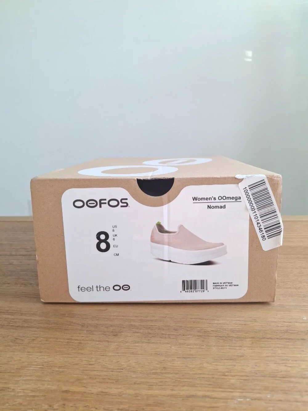 (New) OOFOS – OOmega eeZee Low Recovery Shoes (Nomad/White) – Women's 8